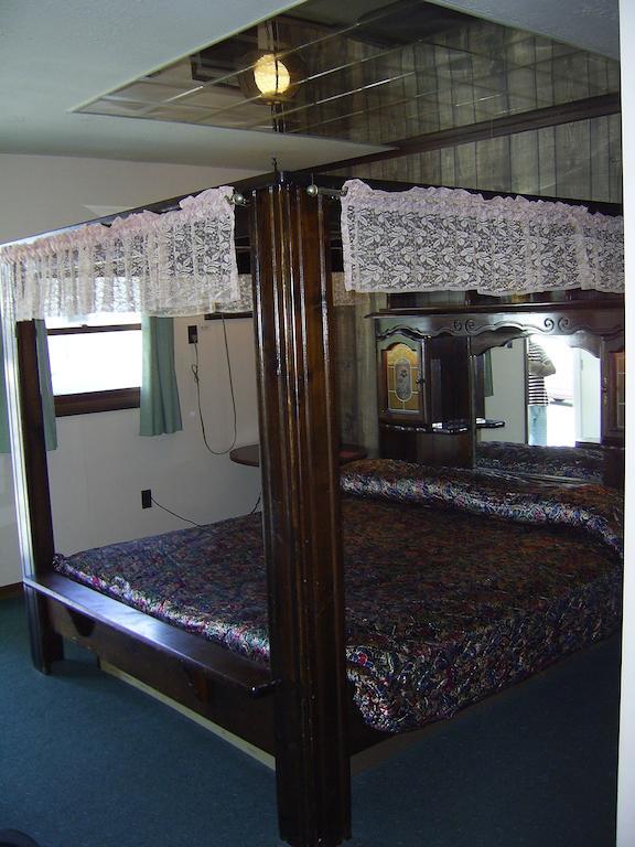 Cedar Grove Motel Altoona Habitación foto